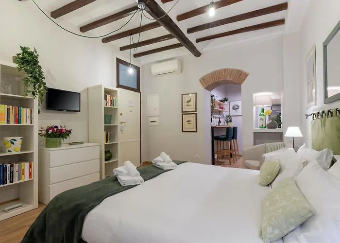 Rome As You Feel - Piazza Dei Satiri Apartments