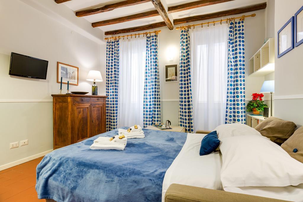 As Feel - Piazza Dei Satiri Apartment