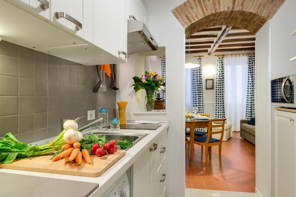 As Feel - Piazza Dei Satiri Apartment *